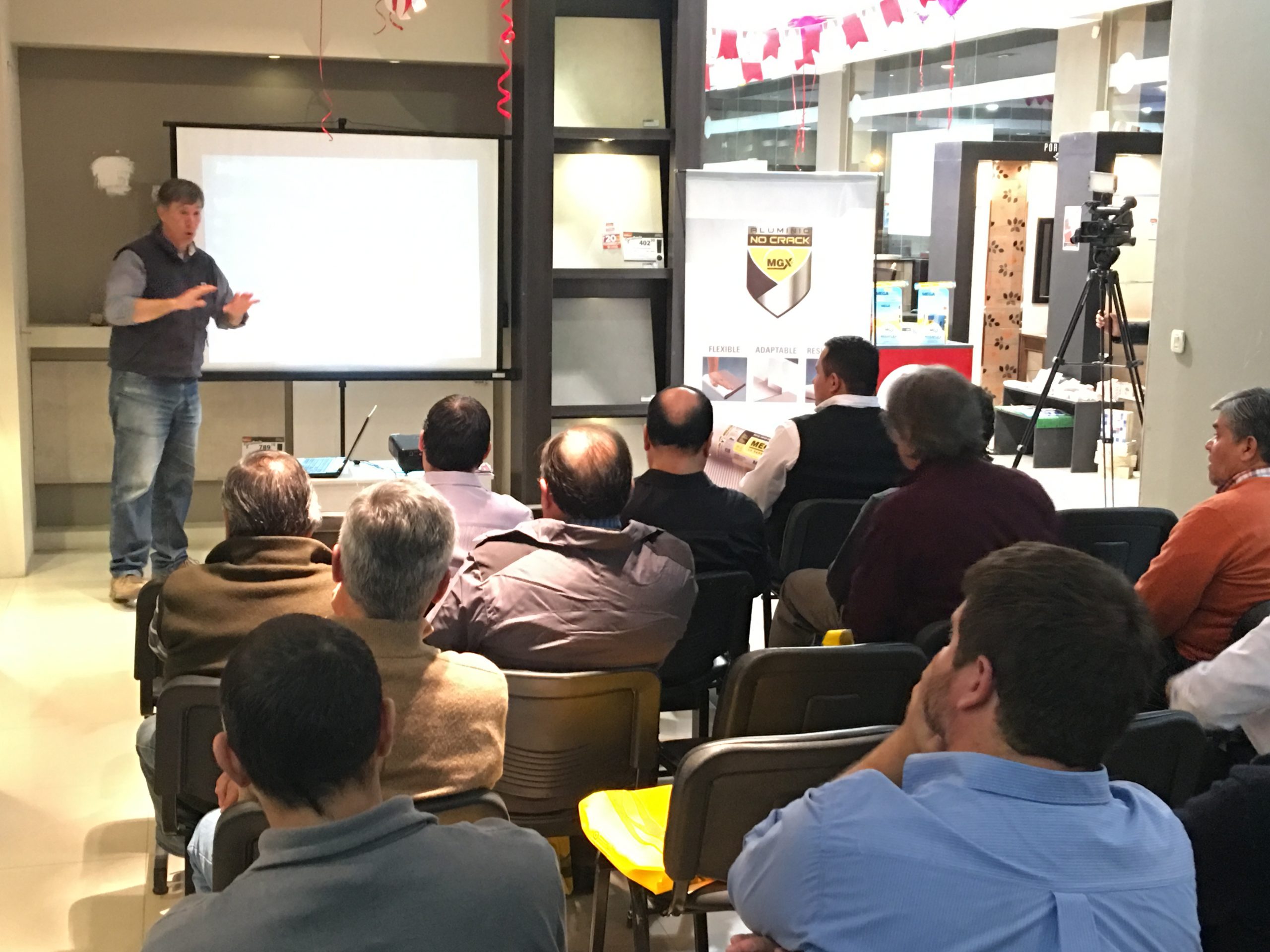 Espacio Proyecto: la oficina del profesionales de la construcción en Familia Bercomat