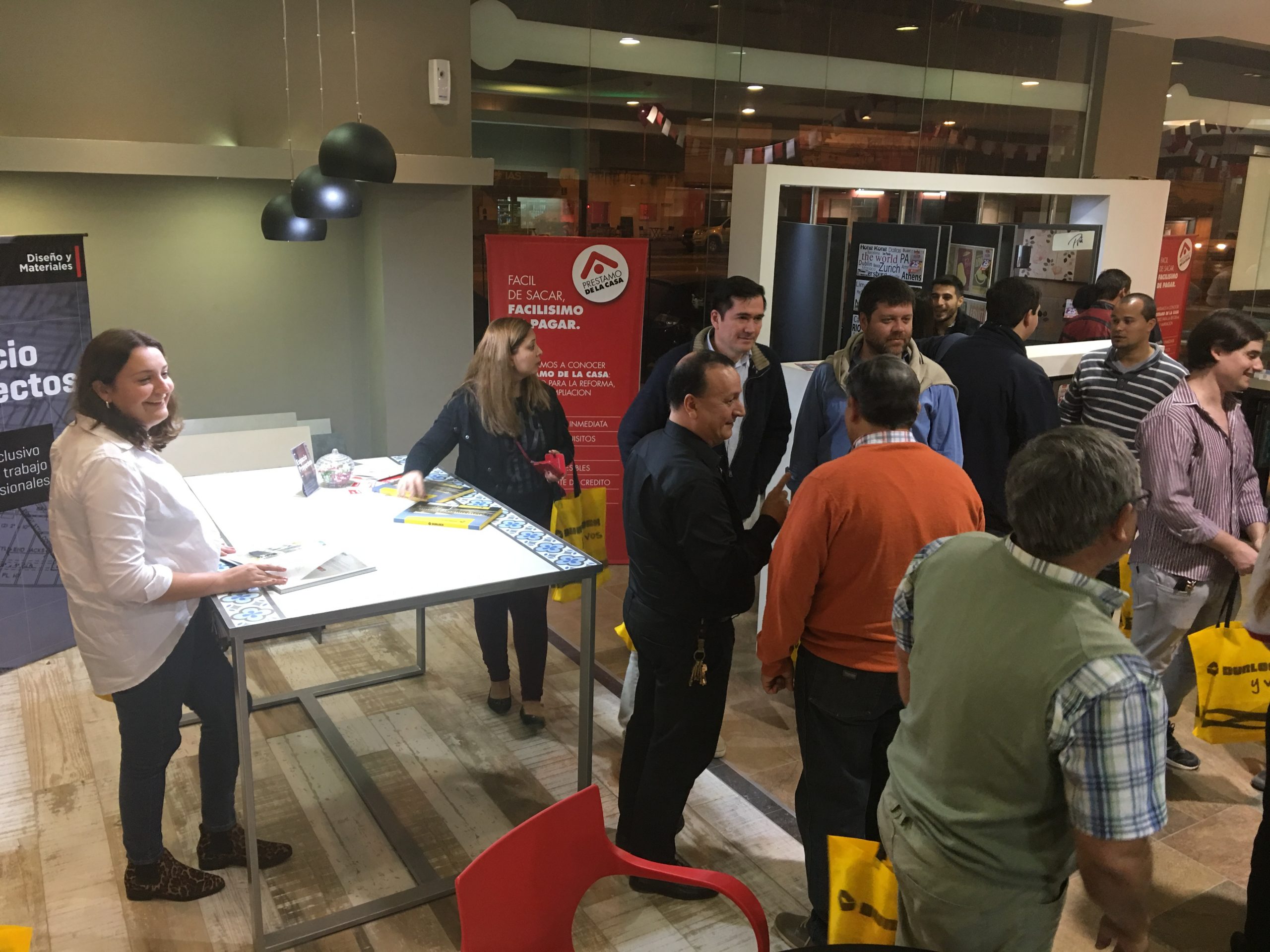 Espacio Proyecto: la oficina del profesionales de la construcción en Familia Bercomat