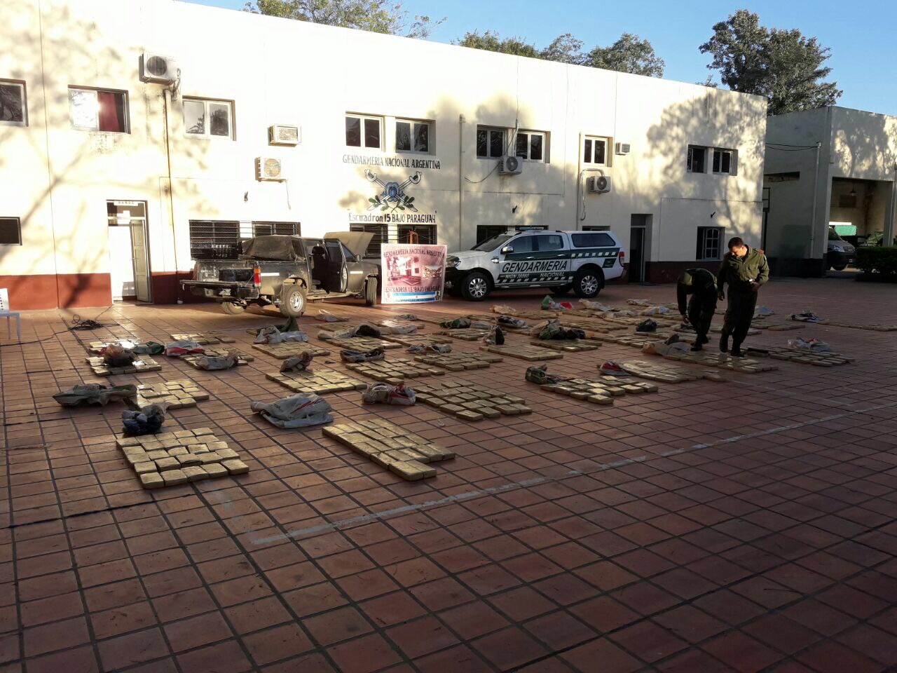 Gendarmería secuestró 870 kilos de marihuana en la ruta de Payagua