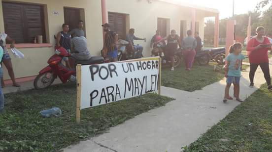 El Espinillo: la Policía detuvo un «instruso» de una casa del IPV y el pueblo obligó a liberarlo