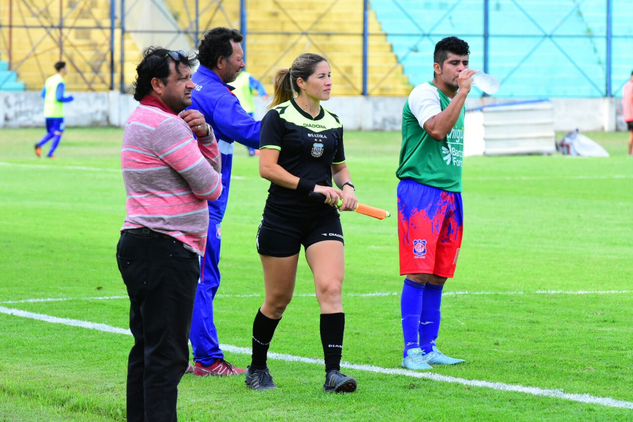 En el partido Sol-1° de Mayo, la atracción fue Mariana Duré
