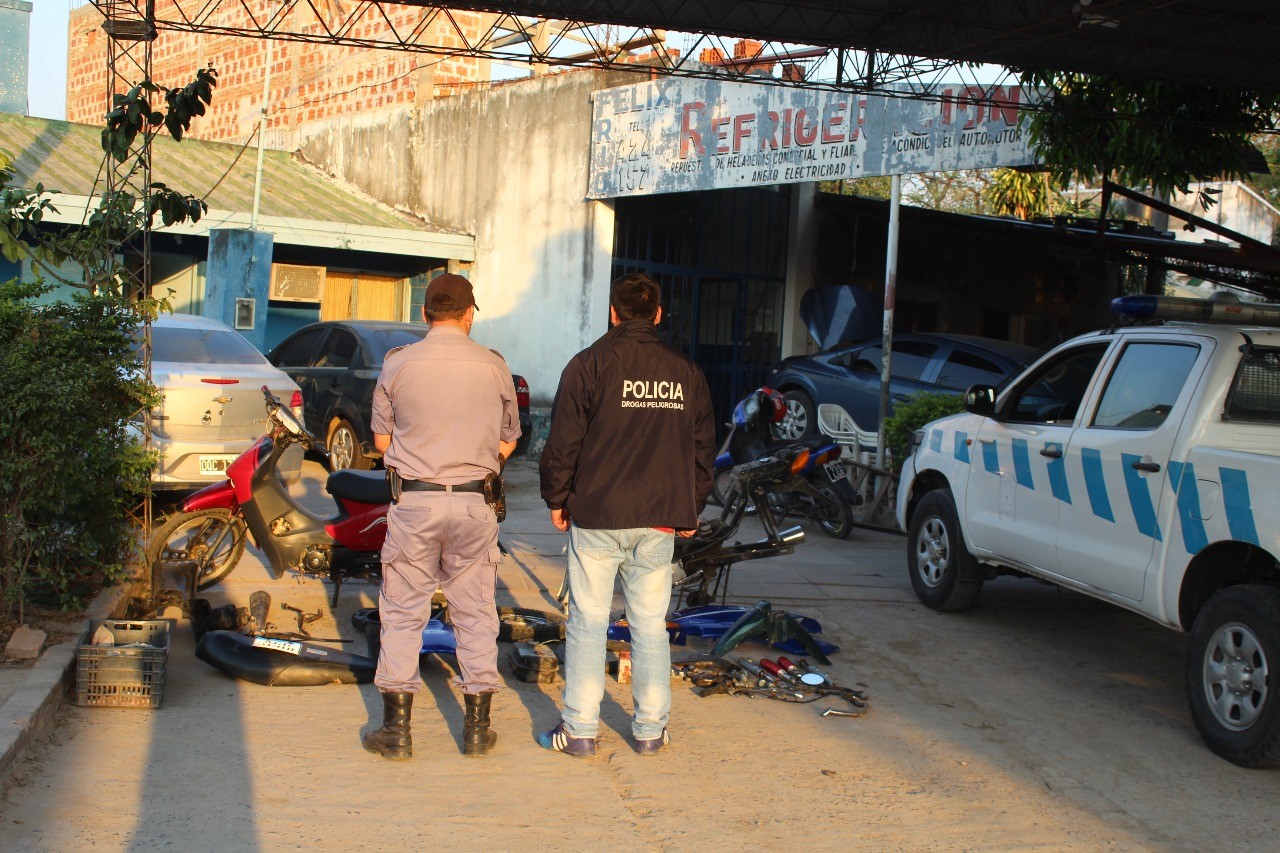 La Policía recuperó motocicletas y motopartes en capital y Clorinda