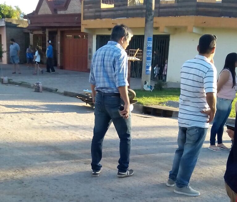 «Mono» Montoya protagonizó un choque con un motociclista