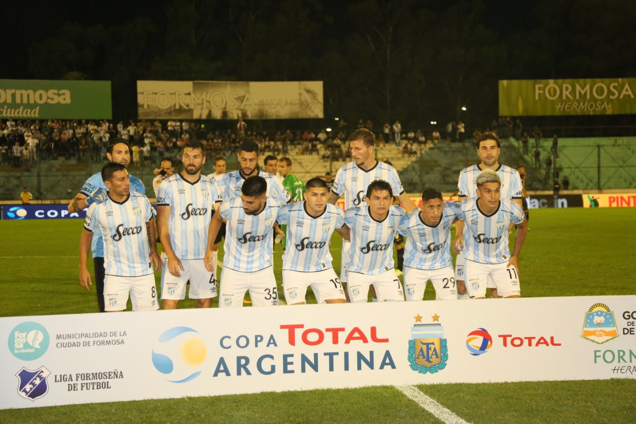 Atlético Tucumán tuvo su fiesta en el Antonio Romero
