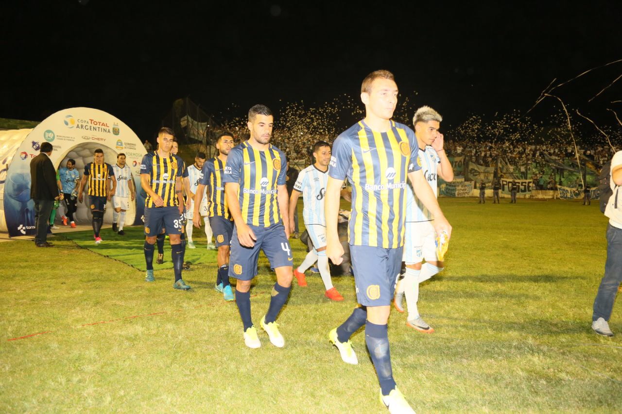 Atlético Tucumán tuvo su fiesta en el Antonio Romero