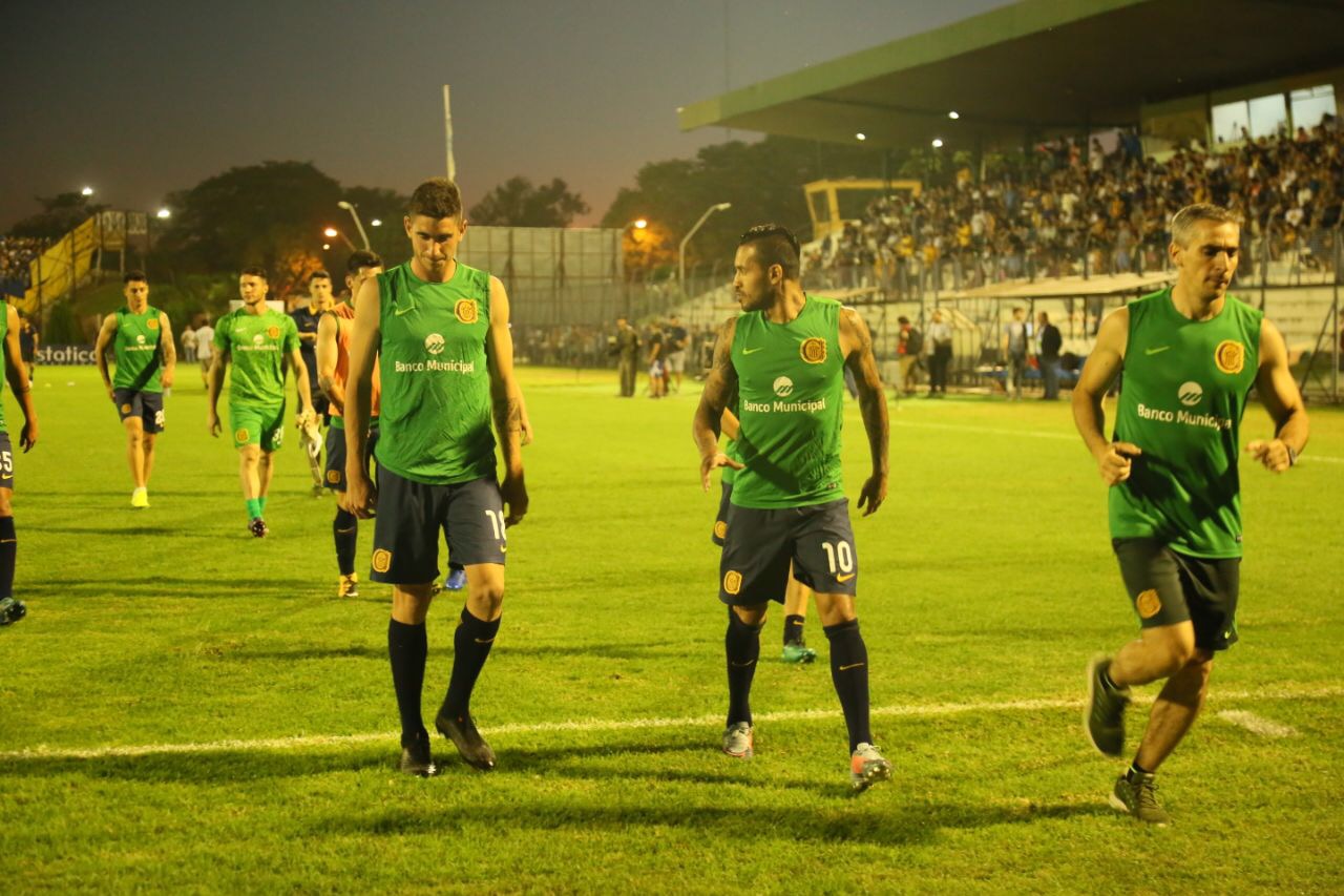 Atlético Tucumán tuvo su fiesta en el Antonio Romero