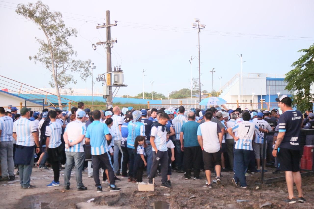 Atlético Tucumán tuvo su fiesta en el Antonio Romero