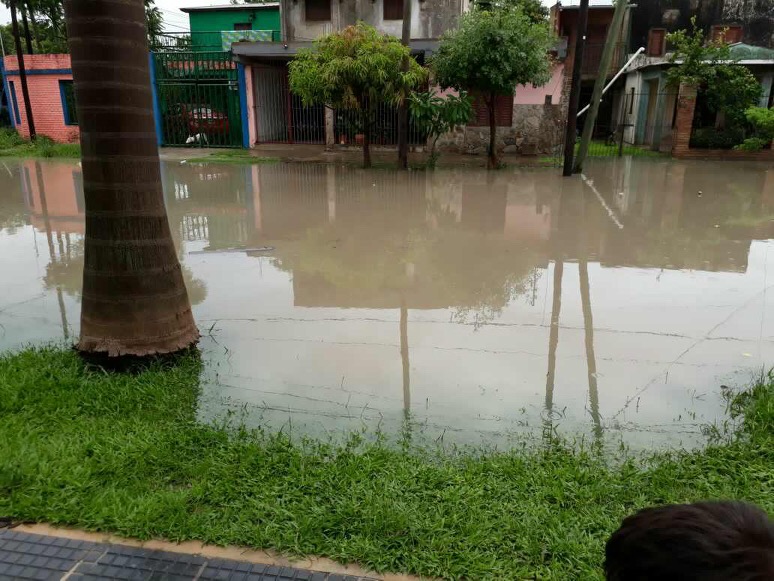 Lento escurrimiento de las aguas por las intensas lluvias