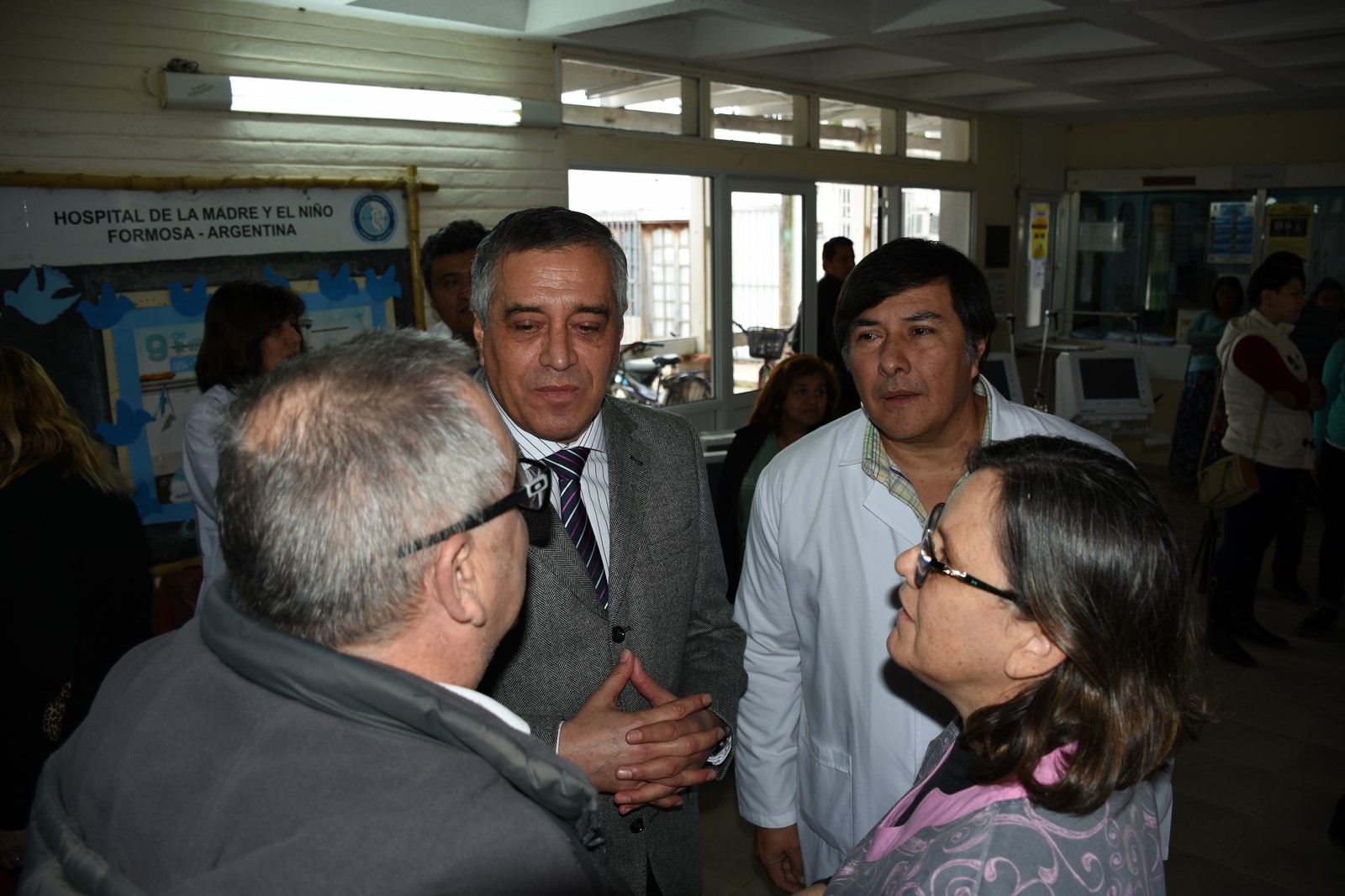 Décima saludó al hospital de la Madre y el Niño en el 42° aniversario