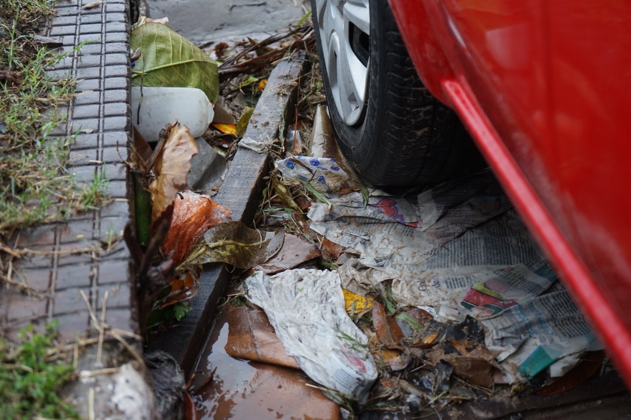 Cayeron cerca de 40 mm y muchos barrios quedaron anegados