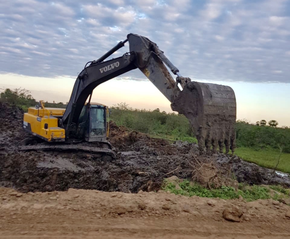 Se acerca el pavimento a Alberdi y abre esperanzas de la balsa