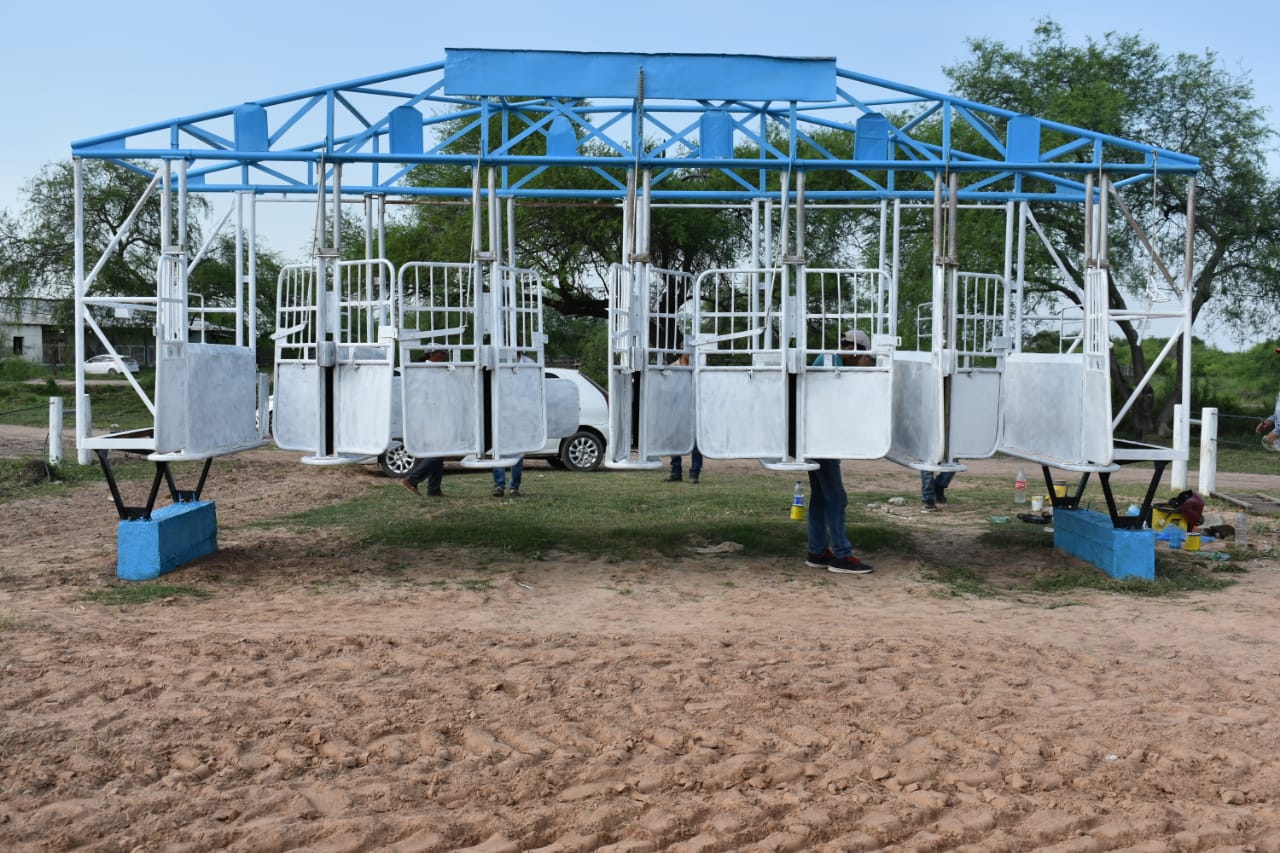 Hípico de Pirané: Sesión de la Legislatura, en vivo