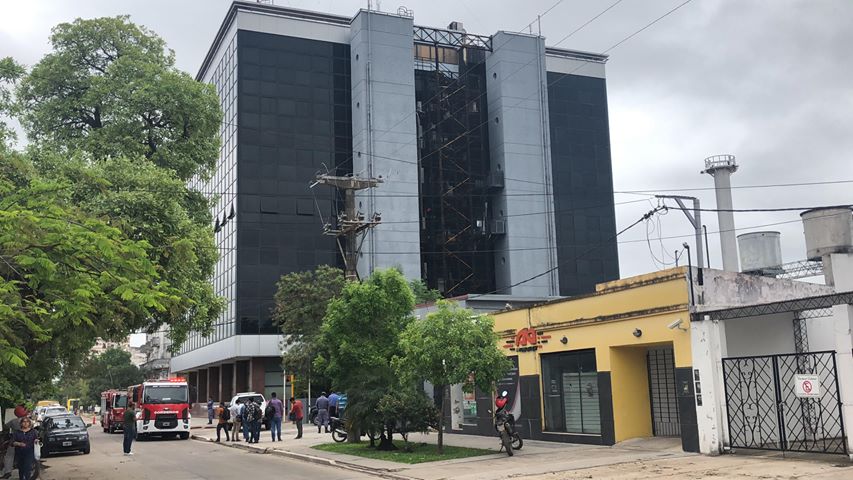 INCENDIO en Casa de Gobierno (videos)
