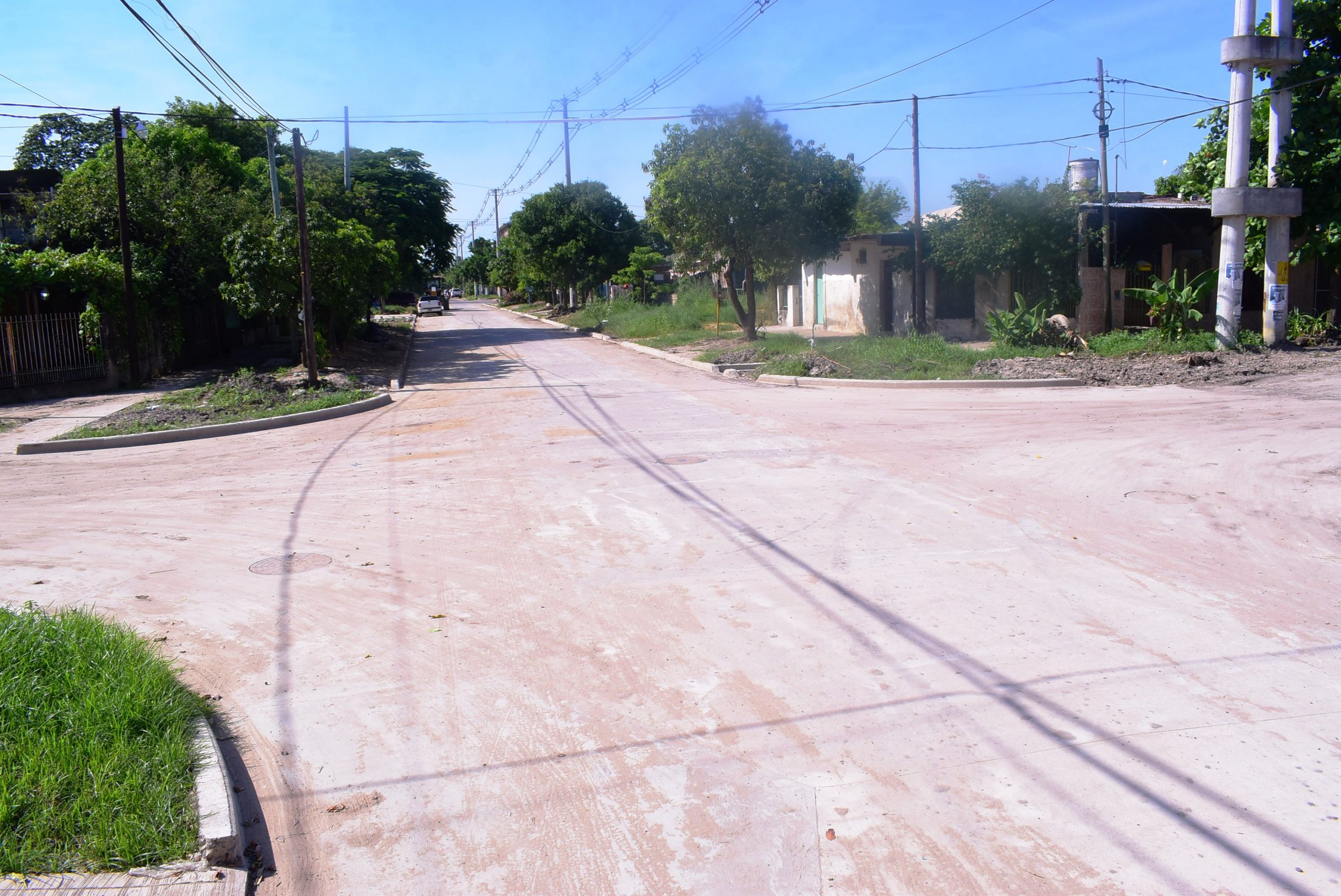 La Municipalidad pavimento «sistema Hexais, más barato y seguro» que el tradicional