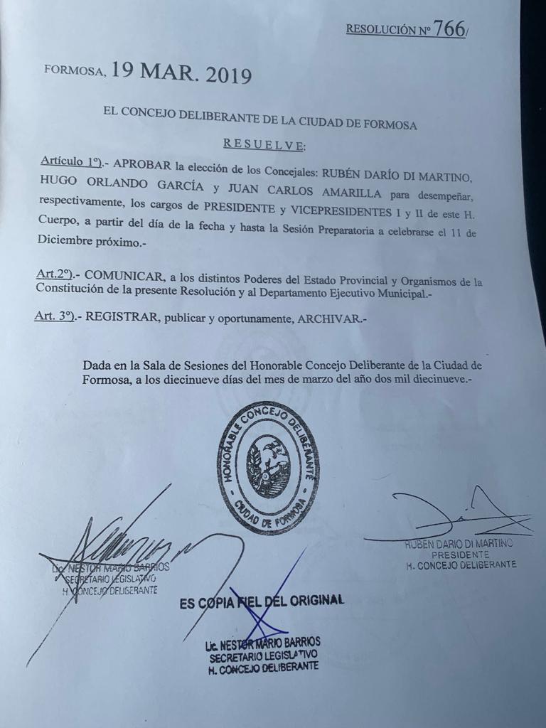 Concejales que le dan la espalda a la gente