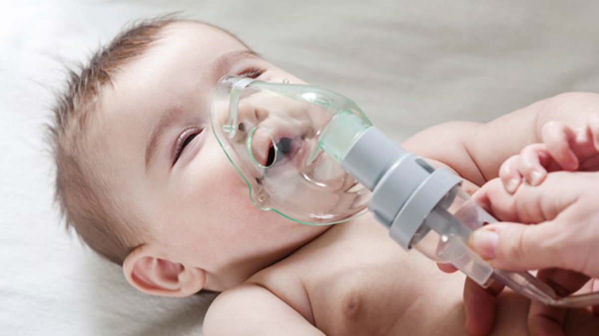 Bronquiolitis: recomiendan no llevar a bebés a lugares de gran concentración de gente.