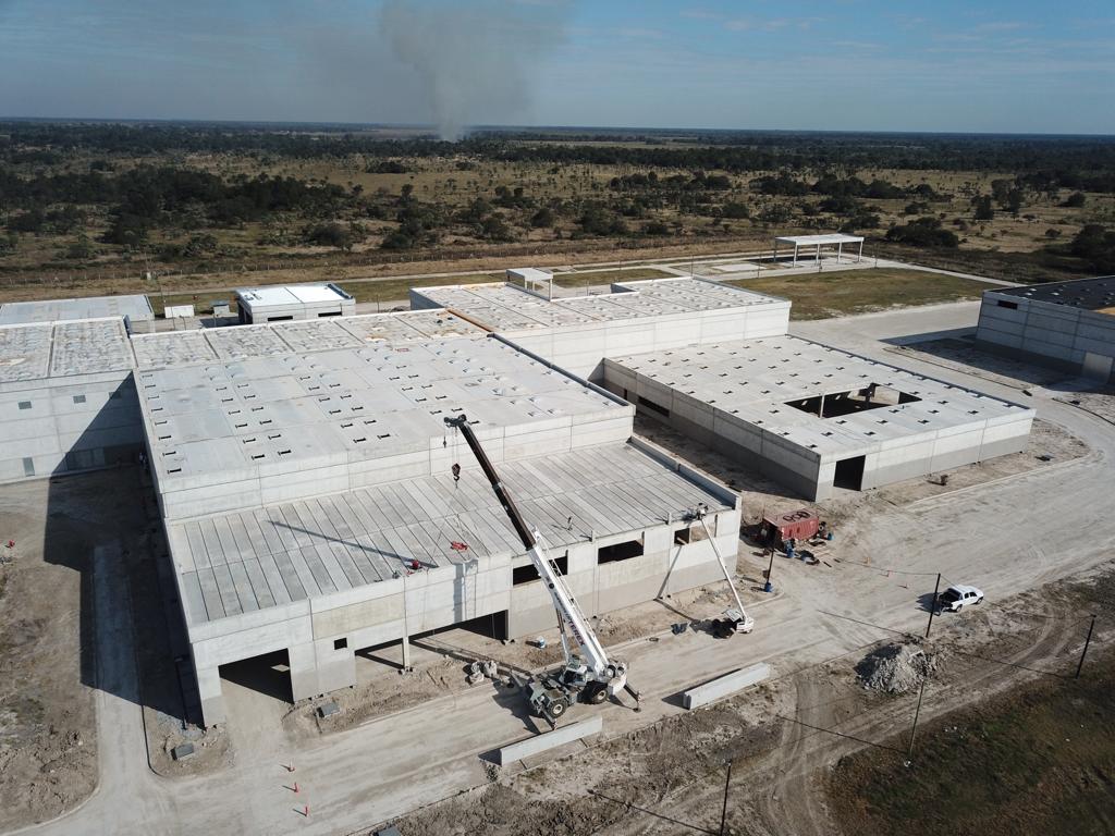 Dioxitek: “Son unas 10.000 toneladas de hormigón”