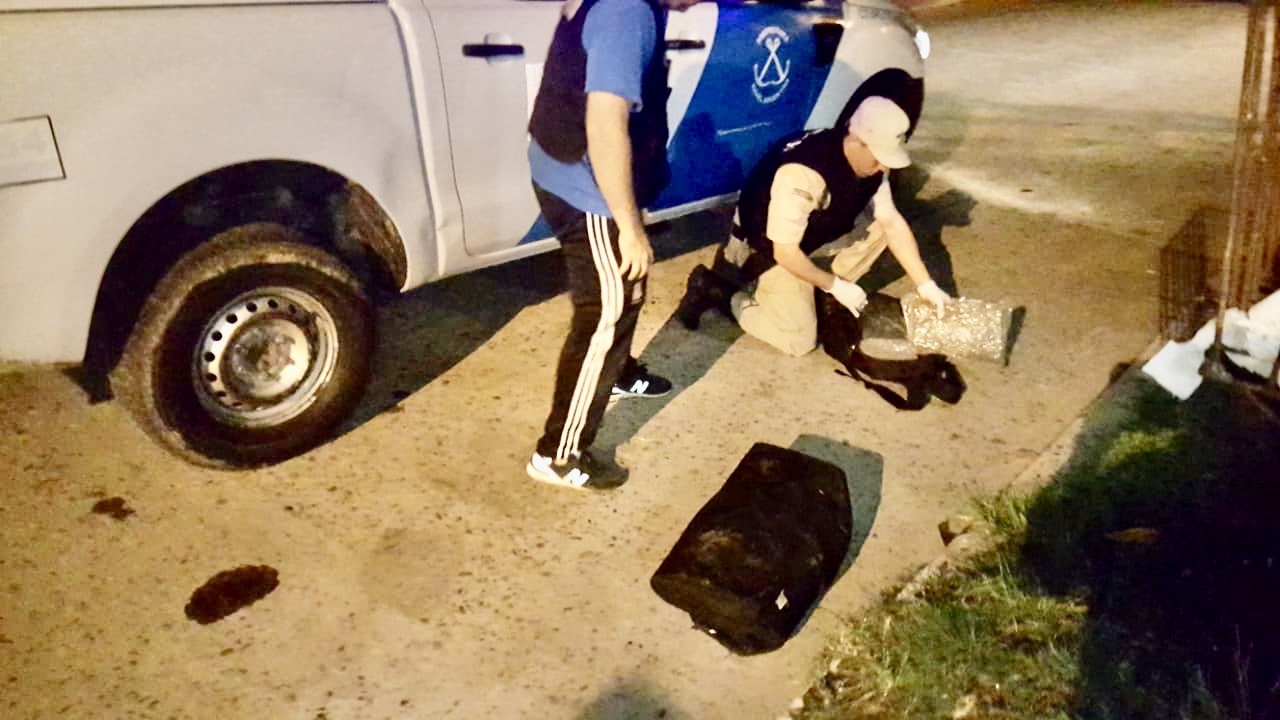 Prefectura detuvo a muchachos que llevan casi 10 kilos de droga