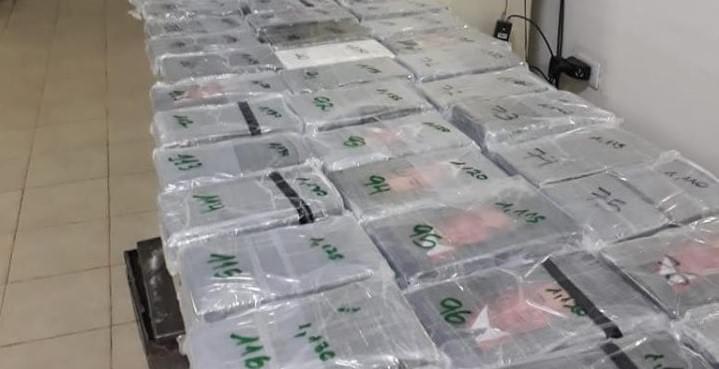 Cártel narco tropezó en Formosa y perdió 269 kg de cocaína