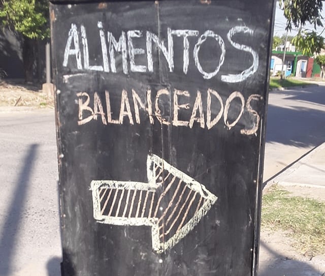 Lo que cobró de IFE, Alimentar y AUH armó un emprendimiento en su casa