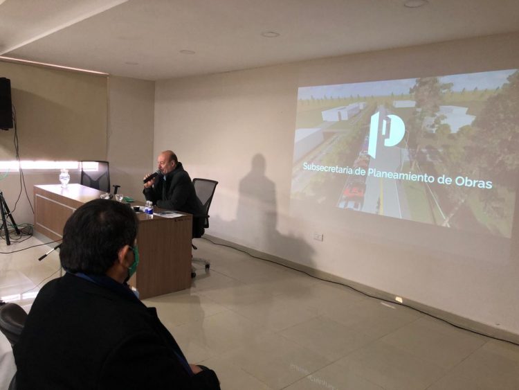 El rector Augusto Parmetler presentó un ambicioso plan de obras para la Universidad de Formosa