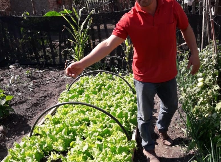 Exitosa iniciativa de huerta comunitaria en el barrio Sagrado Corazón de María