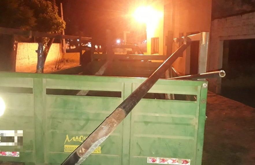 Tatané, la Policía detuvo a seis hombres por el robo de caños de la obra del GNEA