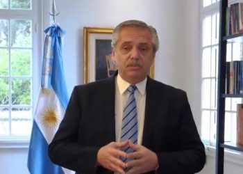 Alberto, en acuerdo con gobernadores, autorizó la vuelta de las reuniones de hasta 10 personas