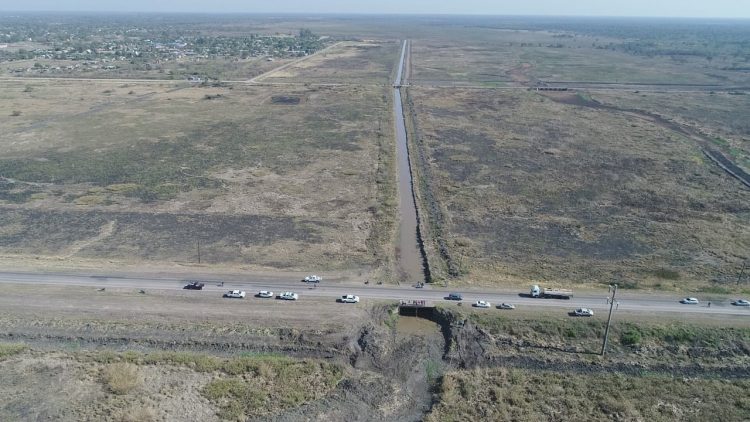 Insfrán inauguró la obra hídrica que llevó agua del Pilcomayo hasta Pirané