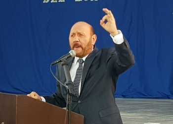 Cornejo dijo: «Me tratan como si yo fuera Insfrán y a Mendoza como si fuera Formosa»; y Gildo le contestó.