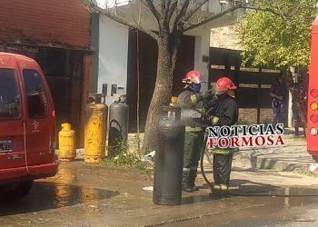 Explosión y fuego en una panadería sacudieron la siesta formoseña