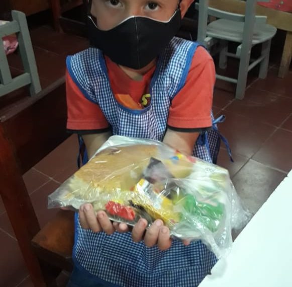 Emotivo regreso a las aulas de los niños del JIN N° 11 en el norte de la provincia