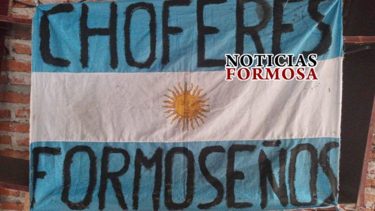 Camioneros se manifiestan en la ruta, piden no ser estigmatizados