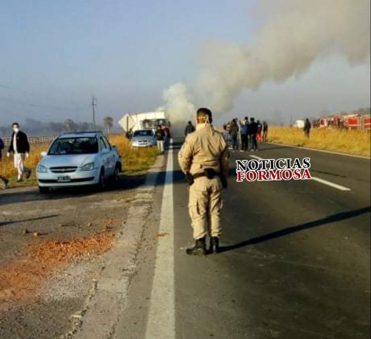 Choque en cadena en la R11: dos muertos