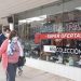 Legisladores de la oposición piden que se extienda hasta las 23 el horario comercial