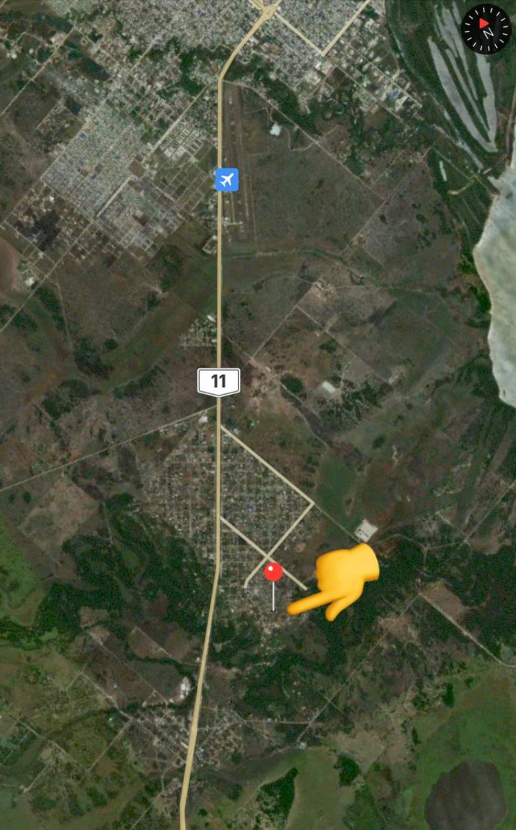 Vecinos piden a radicales que arreglen la calle Gildo Insfrán