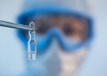 La OMS cree que la vacuna contra el coronavirus no estará disponible masivamente antes de 2022