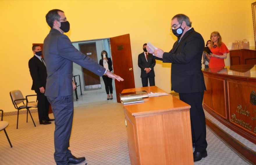 Asumieron sus cargos tres juezas, dos jueces, un defensor de Cámara y una secretaria