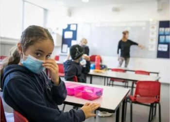 Difunden indicadores para decidir el regreso a las aulas en grandes ciudades