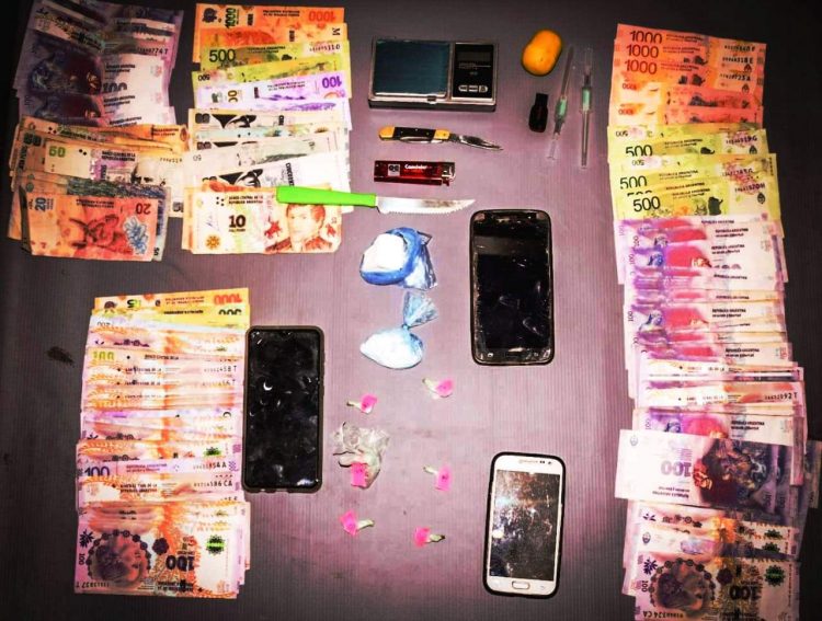 La Policía desarticuló banda narco dedicada al delivery de cocaína en auto