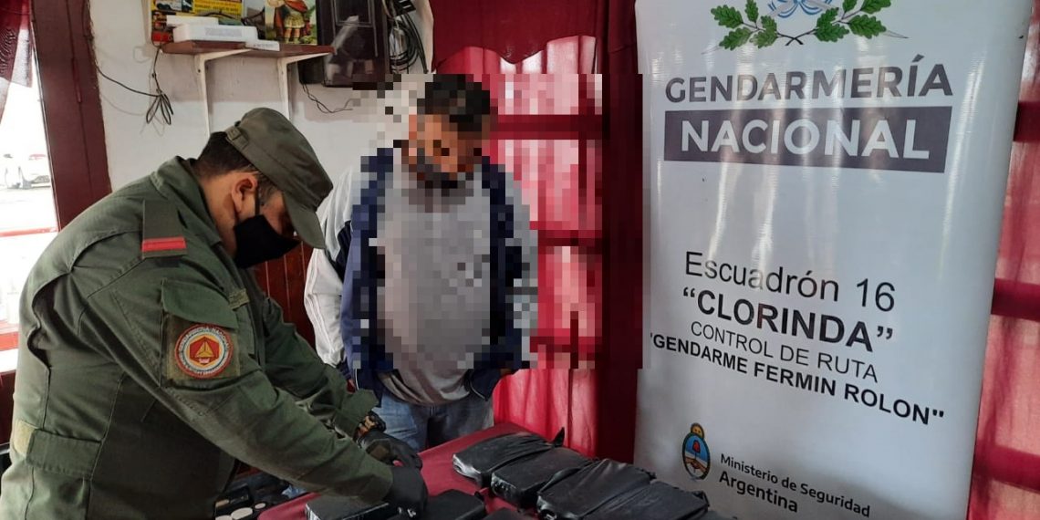 GN secuestró de un camionero, 10 kilos de cocaína valuados en más de 17 millones de pesos