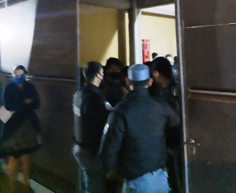 Sábado alocado: 36 fiestas clandestinas fueron intervenidas por la Policía