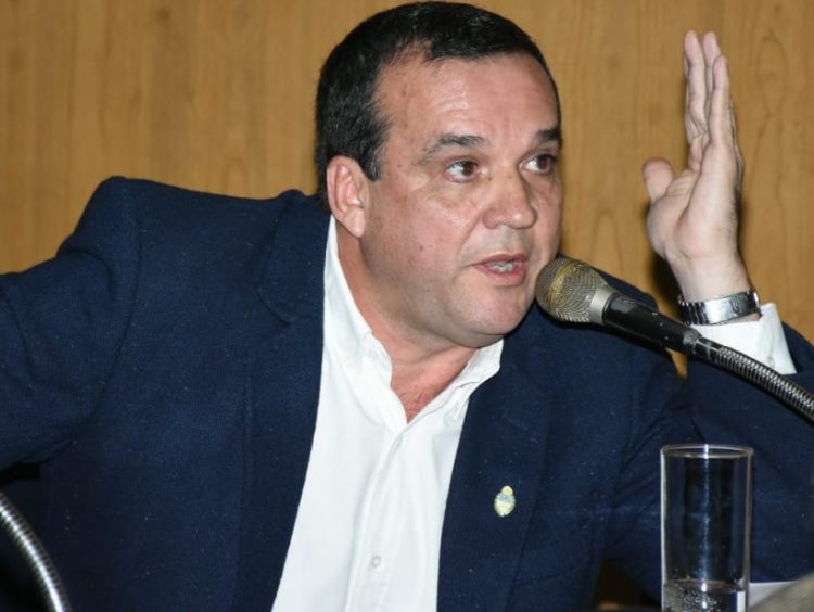 Piden informes a González por las ciudadanas paraguayas acusadas de vandalismo en su país
