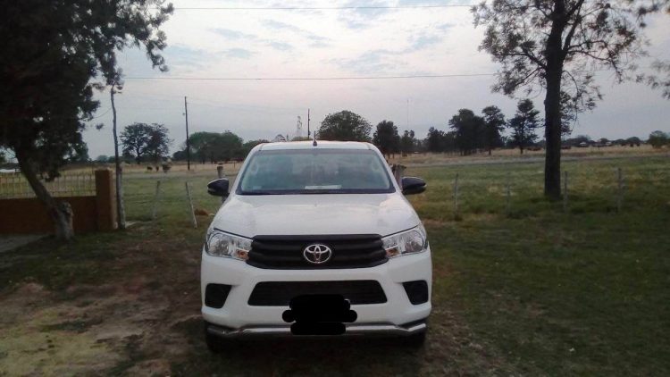 Insólito: La Policía detectó un «kiosco móvil», que vendía bebidas alcohólicas a una multitud