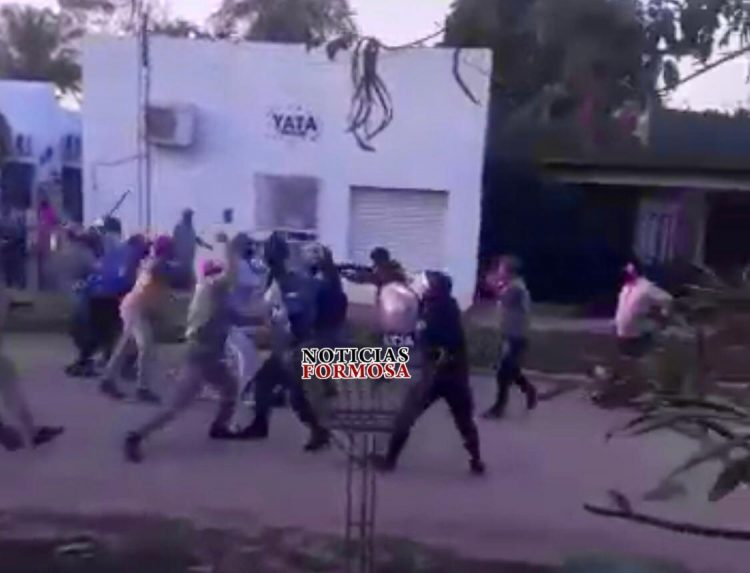 Detienen a 8 personas que agredieron a policías en Laishí