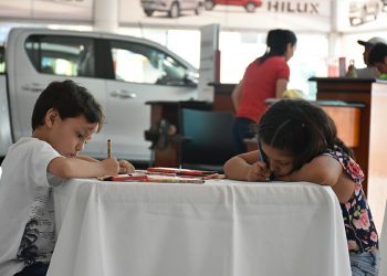 Quién dibujará «el auto de los sueños» más original?