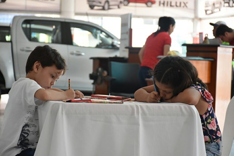 Quién dibujará «el auto de los sueños» más original?