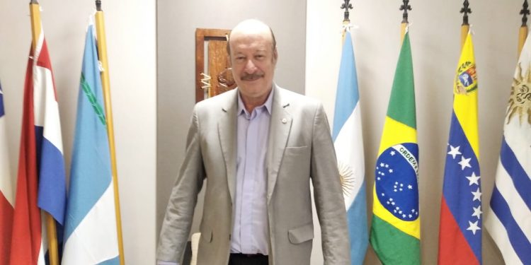 El rector de la Universidad, Augusto Parmetler, remarcó efectividad de las medidas sanitarias