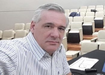 El juez federal Carbajal se sintió atacado por Jorge González y se excusó en una causa