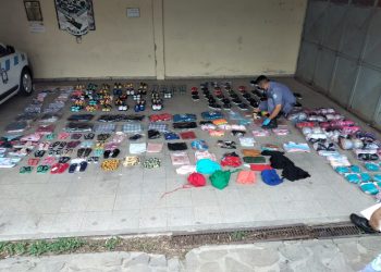 Usaba camioneta para pasar mercadería ilegal al Paraguay con una curiosa identificación vehicular